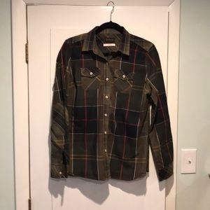 Women’s Barbour button down. Great condition!